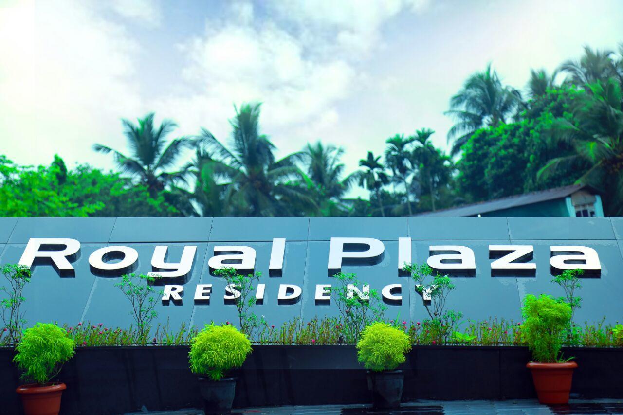 Royal Plaza Residency Hotell Cheruppulasseri Eksteriør bilde